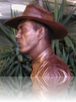 Street Performer Painted in Bronze in front of Ballys